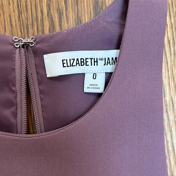 Elizabeth and James Mauve Dress size 0 - Picture 3 of 3
